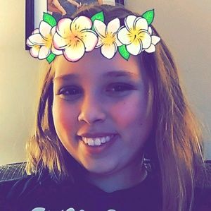 Meet your Posher, Ava